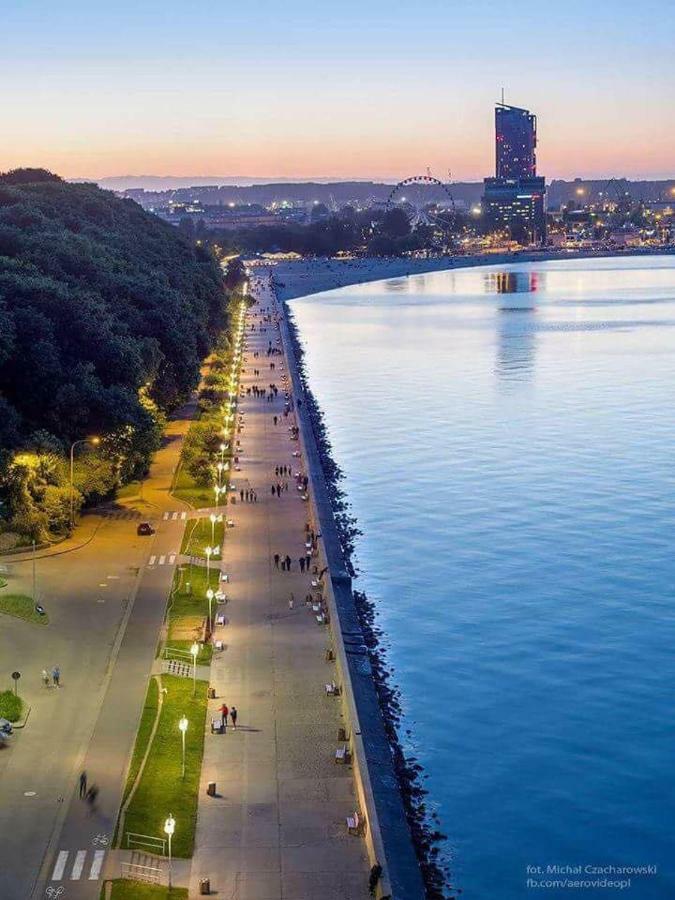 Rodzina W Centrum Gdyni Gdynia Exteriör bild